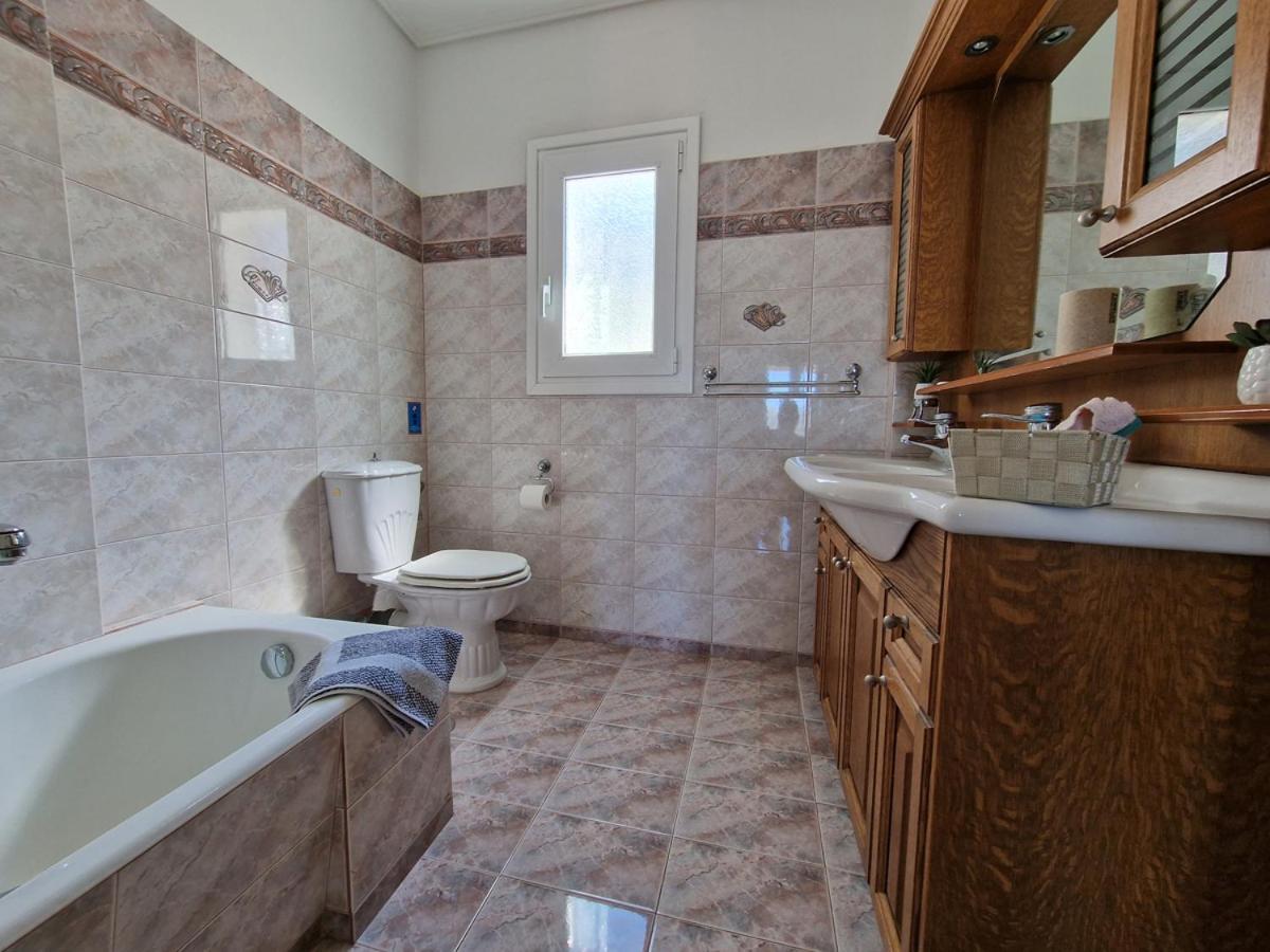 Villa Liana : Luxury Villa With Fantastic Sea View, Near Airport Pórto Ráfti Extérieur photo