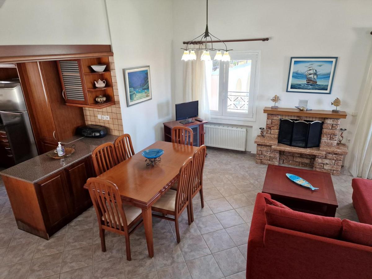 Villa Liana : Luxury Villa With Fantastic Sea View, Near Airport Pórto Ráfti Extérieur photo